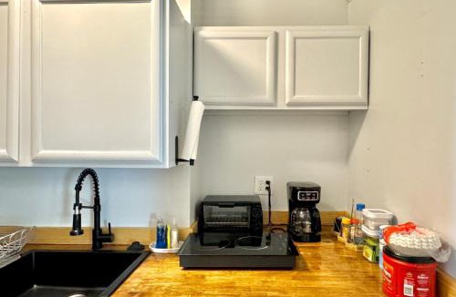 Central Oklahoma City House | 1BR Apt 7 mins Integris Monthly 15 Off #37A