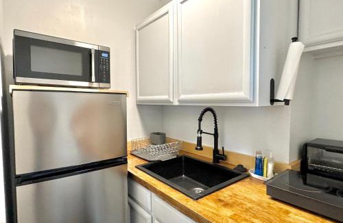 Central Oklahoma City House | 1BR Apt 7 mins Integris Monthly 15 Off #37A