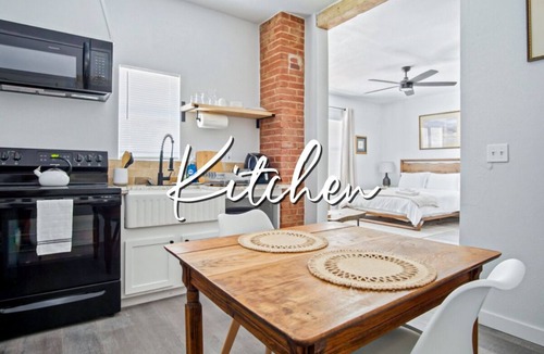 Central Oklahoma City Apartment | 1BR Apt | 8min St. Anthony Hospital | Kitchen, Wi-Fi, Free Parking #03C