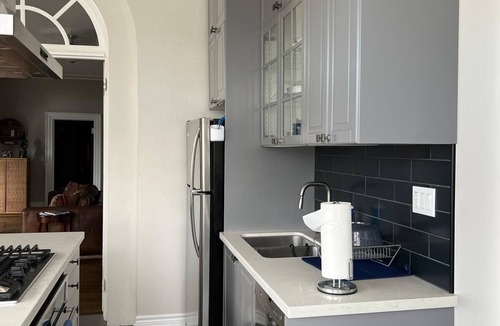Hamilton Apartment | 1BR Apt. In Mansion Home With Indoor Pool/Hot Tub
