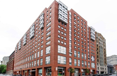 Ville-Marie Apartment | 1BR Apt with Skyline Views near Parc Jean-Drapeau