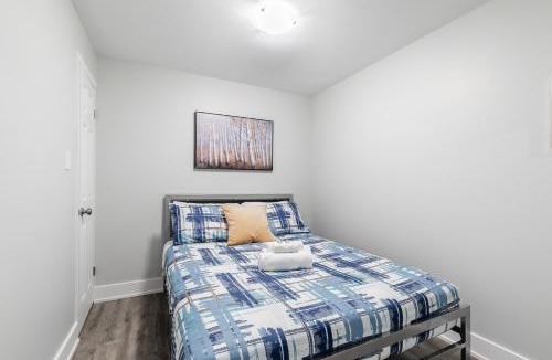 Central Hamilton Apartment | 1BR Basement Condo - James Street