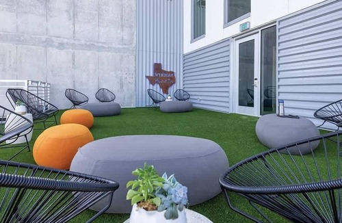 Civic District Condo | 1br Deluxe Unit Rooftop Pool Austin Skyline Views!
