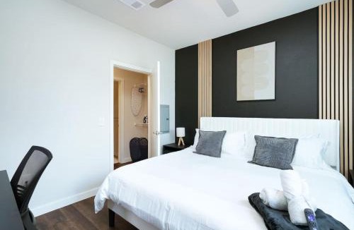 Southtown Apartment | 1BR Escape-w Parking, Near Riverwalk & Conv Ctr