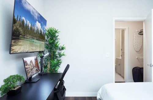 Southtown Apartment | 1BR Escape-w Parking, Near Riverwalk & Conv Ctr