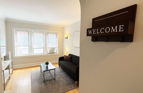 Chicago Apartment | 1BR Gem by Shops & Dining