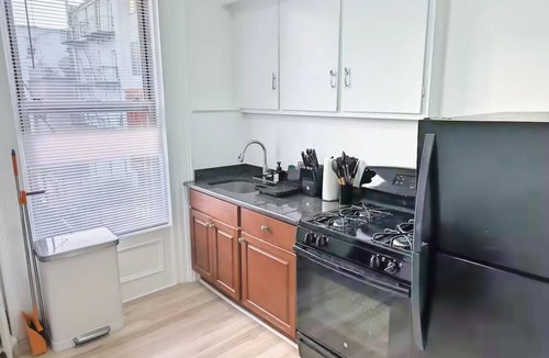 Hoboken Apartment | 1BR Hoboken with Fast WiFi & Easy PATH to Manhattan