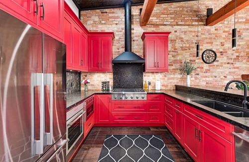 Collingwood Condo | 1BR King Suite Overlooking Downtown Collingwood