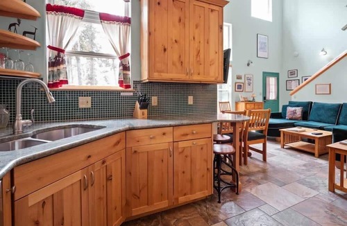 Leadville Cabin | 1BR Mountain Cabin plus Loft: View, Loft, Fireplace