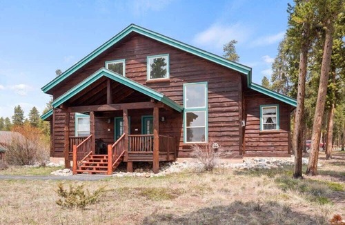 Leadville Cabin | 1BR Mountain Cabin plus Loft: View, Loft, Fireplace