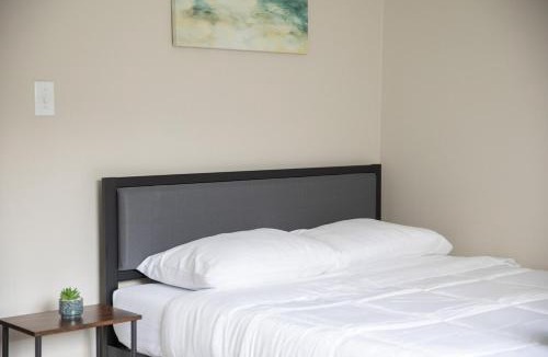 Birmingham Apartment | 1BR Near UAB with Free Parking, Fast Wi-Fi, Workspace