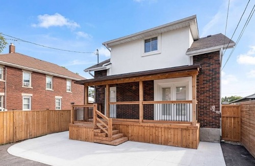 East Windsor Apartment | 1BR Retreat | Free Parking | Minutes to Downtown