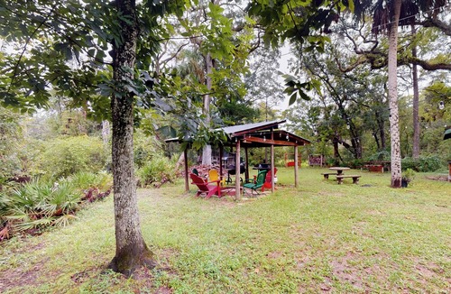 Bronson Cabin | 1BR Riverfront w/Views, Canoe, Grill & Fire Pit