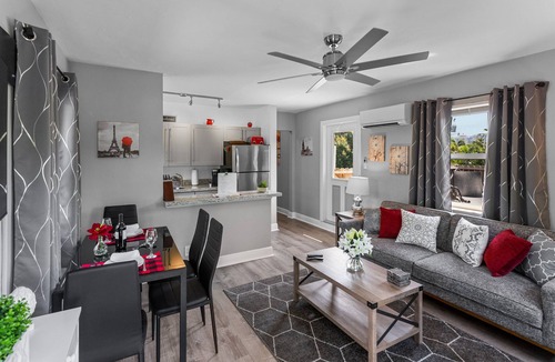 Coral Ridge Apartment | 1BR, Windows on All Four Sides