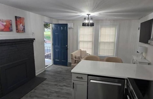 Sans Souci Apartment | 1BR with Picnic Area & Fire Pit