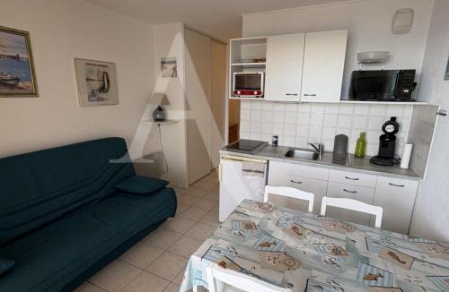 Sete Apartment | 1ERE LIGNE PORT DE SETE, 1 CHAMBRE, PKG, PISCINE