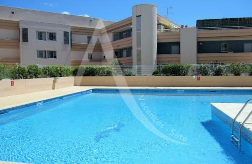 Sete Apartment | 1ERE LIGNE PORT DE SETE, 1 CHAMBRE, PKG, PISCINE