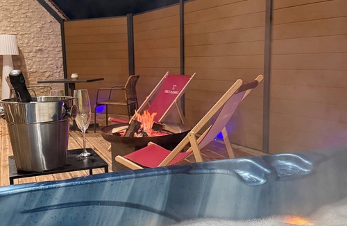 Vimory House | 1h30 from Paris - Romantic spa suite and private sauna on a country terrace