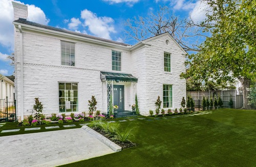 Preston Hollow House | $1M + Luxury home in Preston Hollow