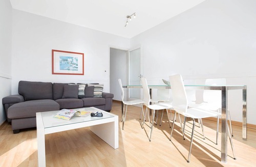 Llafranc Apartment | 1MARS 01 - Basic 3 bedrooms apartment in fron of the beach of Llafranc