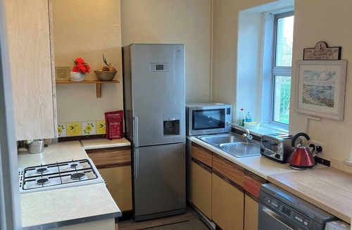 Galashiels Apartment | 1st CLASS : QUIET APARTMENT - NEAR CENTRE