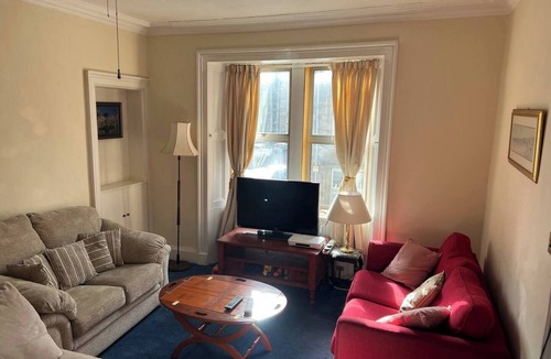 Galashiels Apartment | 1st CLASS : QUIET APARTMENT - NEAR CENTRE