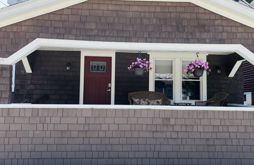 Oneonta House | 1st Class Rentals 4 Bedroom 2 Bathroom House