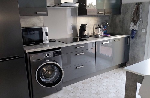 Boutonnet House | 1ST FLOOR APARTMENT AIR-CONDITIONED VILLA