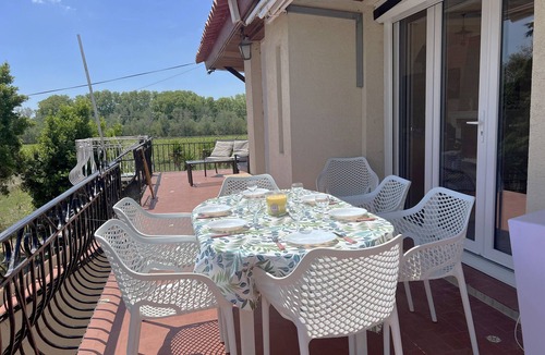 Beziers Apartment | 1st floor apartment4 kilometers from beziers with secure parking