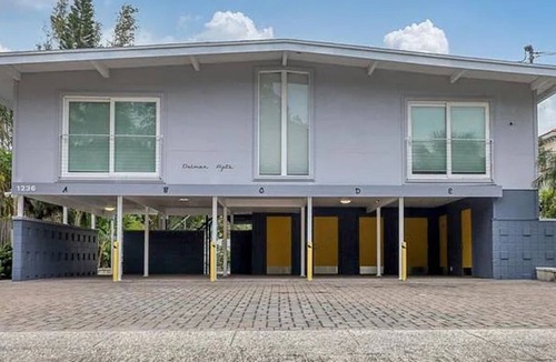 Central Sarasota Apartment | 1st floor apt A. 1 mile from waterfront and downtown. Just 2 miles from beach!