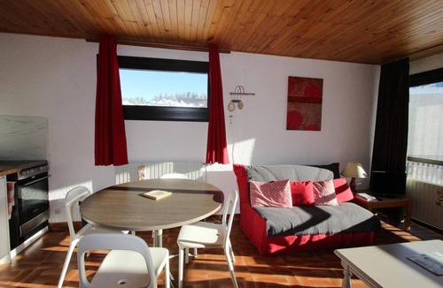 Chamrousse Apartment | 1st floor, balcony, tv, ski locker, 45m², Chamrousse