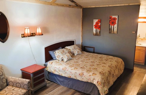 Sterling Hotel | 1st Interstate INN