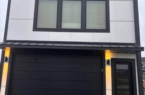 Rochester House | 1st Luxury Residential Elevator rooftop deck