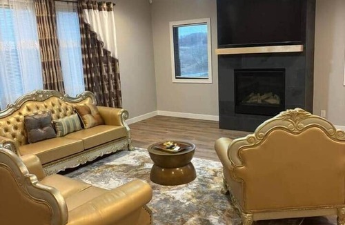 Rochester House | 1st Luxury Residential Elevator rooftop deck