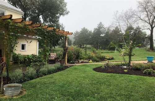 Mount Sidney House | 1Tribe Farmhouse
