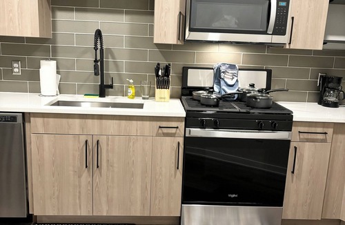 Reynoldstown Apartment | 1x1 Luxury Apartment 10min from Downtown ATL