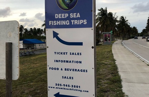 Bal Harbour Apartment | 2 +1 Bed 2 Bath PH Terrace unit - 1 Block from Beach W/Parking