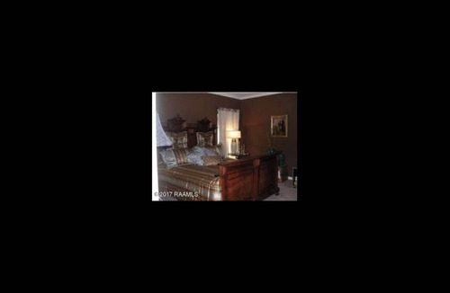 Milton House | 2/2 home minutes from I-10