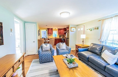 West Dennis House | 2.2 Miles to West Dennis Beach! Central AC!