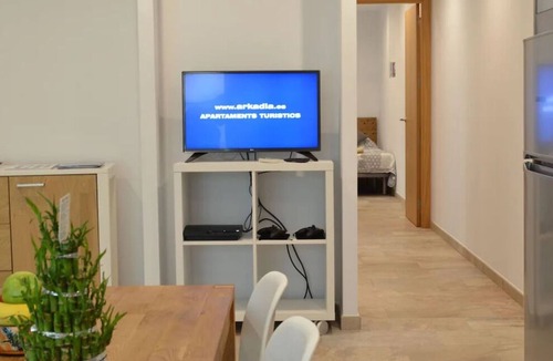 Roses Town Center Apartment | 2.2 NEW in center ROSES with WI-FI, AC and TV sat at 60 m MAR