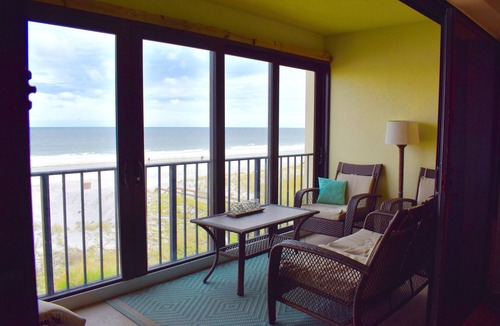 Jacksonville Beach Condo | 2/2 OCEANfront condo on Jacksonville Beach