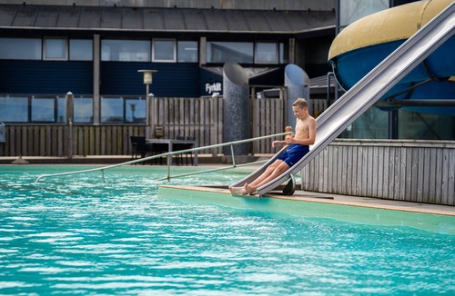 Hirtshals Apartment | 2-4-person apartment in the holiday park Landal Fyrklit