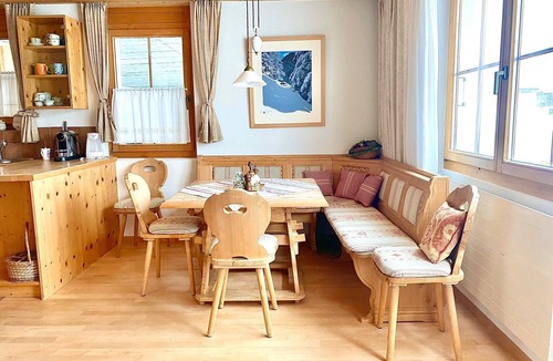 Monstein Apartment | 2.5 Zimmer Terrassen Wohnung
