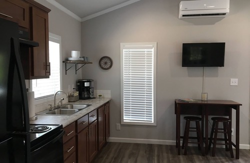 Round Top Cottage | 2.7 Miles From All Of The Fun Round Top, Texas Has To Offer!