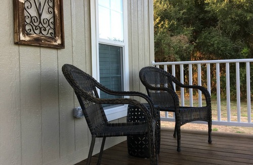 Round Top Cottage | 2.7 Miles From All Of The Fun Round Top, Texas Has To Offer!