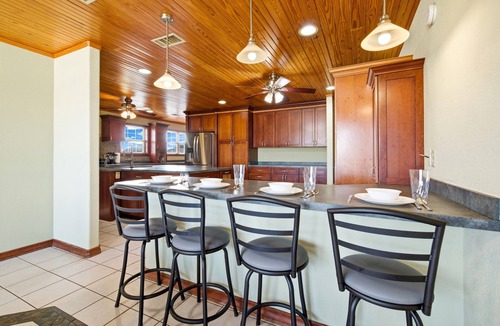 Abilene House | 2 Acre Grand Haven Large Groups Welcome