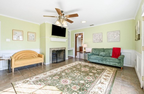 Abilene House | 2 Acre Grand Haven Large Groups Welcome
