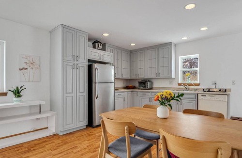 Basalt House | 2 Acre Remodel WalkTo Willits