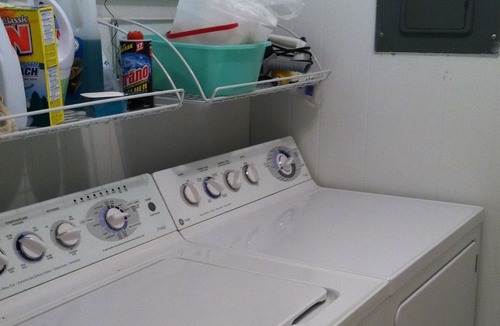 Donalsonville House | 2 acre Waterfront cottage!!!