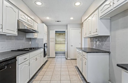Lucas Other | 2-Acres 5-bed 3-bath home with pool, work shed, pasture for horses